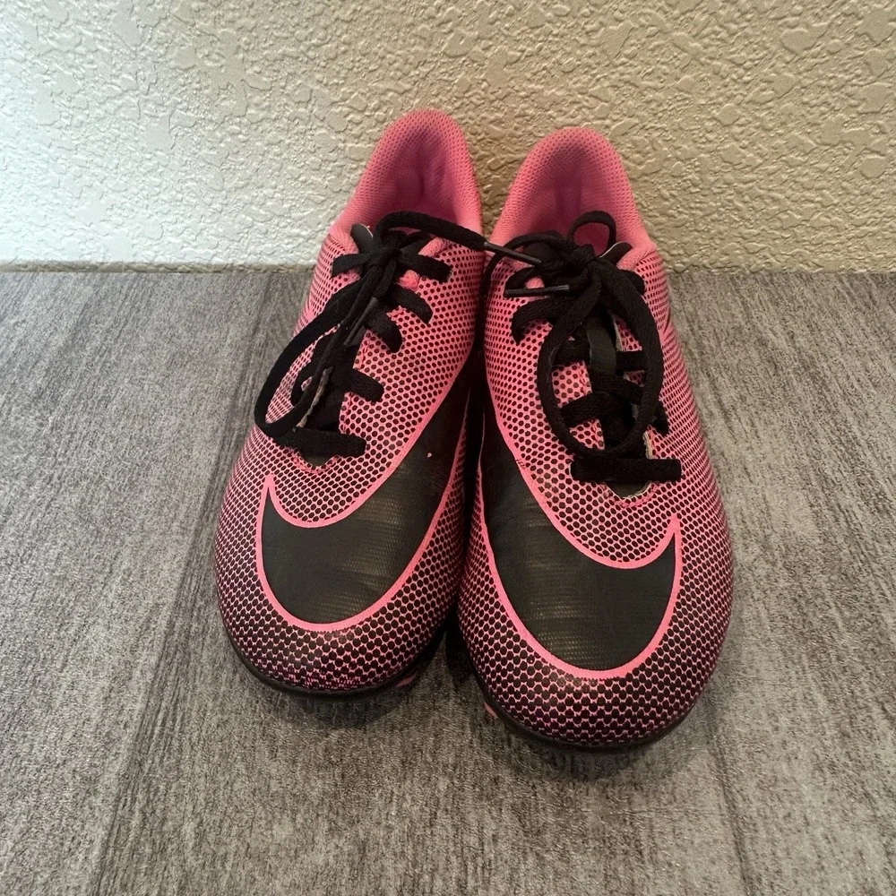 Nike JR Bravata II FG Pink Blast / Black 844442-600 (Youth) Kids Size 3.5Y